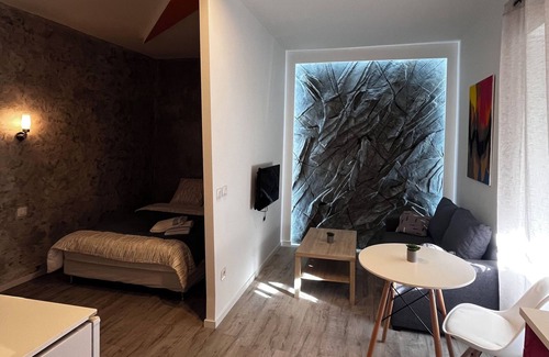 Riorges House | House in the center of town