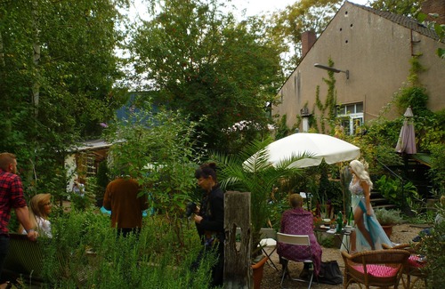 Rhein-Erft-Kreis District House | house in the green - just 10 minutes from the cathedral and 20 minutes by car to the airport