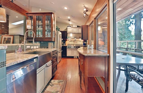 Issaquah House | House in the Woods [whole house]