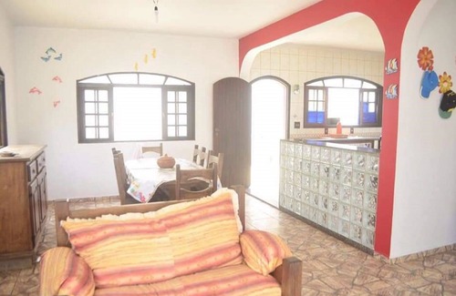 Raul Cury House | House itanhaem (swimming pool) 80m from the beach.