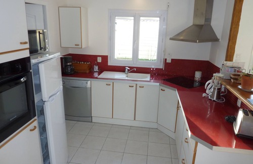 Medis House | House Near Royan & Seaside, Bungalow, Comfortable, Enclosed Garden and Quiet