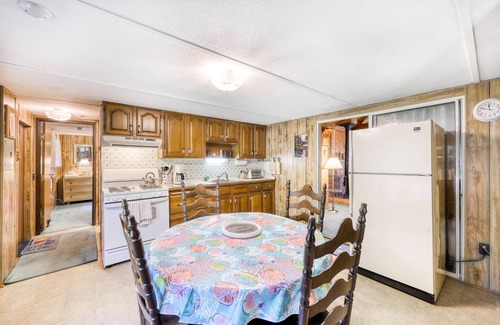 Brant Lake House | House near the lake - full kitchen, washer/dryer, quiet location