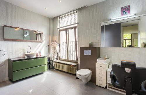 Antwerp House | House of Antwerp- 4BDR w Private Garden