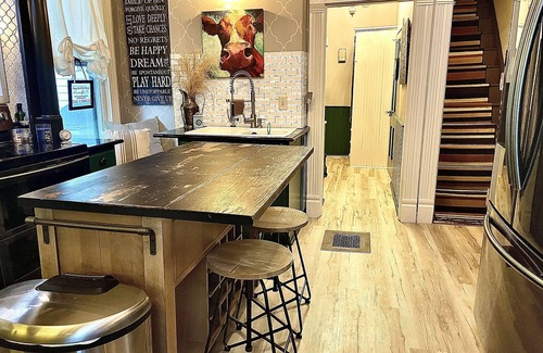 Emporia House | House of Rusco - Midtown Retreat, featured in Sallie Magazine!