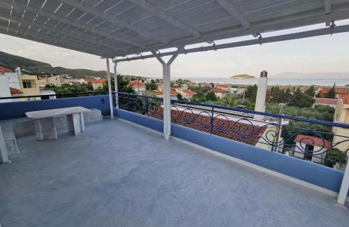 Nea Iraklitsa House | House of the Sun