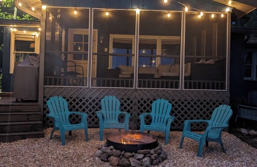 Hartwell House | House on Lake Hartwell with amazing sunrises