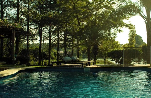 Colonia Ayui House | House on the lake, total relaxation with everything you need, 10' from Concordia.
