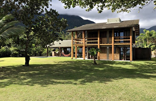 Guaeca House | House on the sand in Guaecá