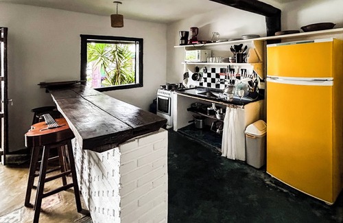 Picinguaba House | House on the waterfront, FACING THE SEA, up to 4 p.m., on the Caiçara beach of the North Coast