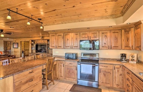 Hot Springs House | House - Southern Hills Serene Getaway