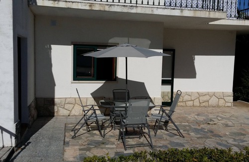 Faulha House | House T2, view Serra Arrábida, near the beach and private parking.