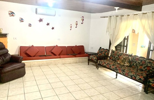 Umuarama House | House Ubatuba Center