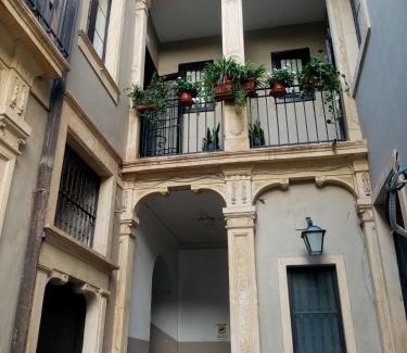Catania City Centre Bed & Breakfast | House Vintage