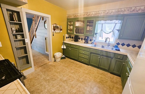 Eagle River Cottage | House w/Wi-Fi, Fire Pit, Trailer Parking, W/D