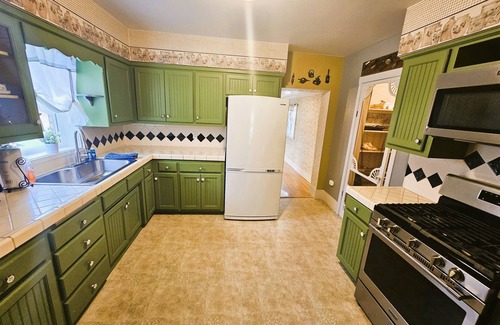 Eagle River Cottage | House w/Wi-Fi, Fire Pit, Trailer Parking, W/D