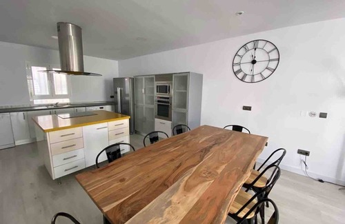 Roquetas de Mar Ski Chalet | House with 2 bedrooms, 2 bathrooms, terrace, in spectacular urbanization