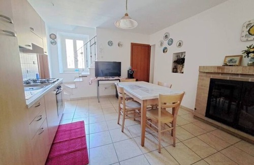 San Buono House | House with 2 rooms in the heart of the village!