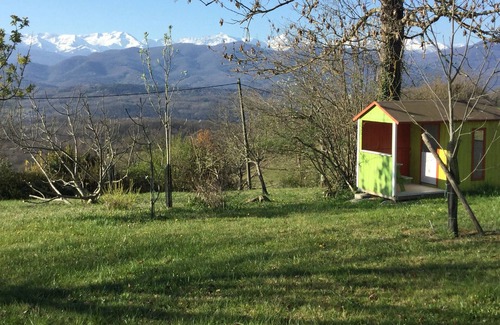 Taurignan-Castet House | House with exceptional view of the Pyrenees, ideal for family gatherings