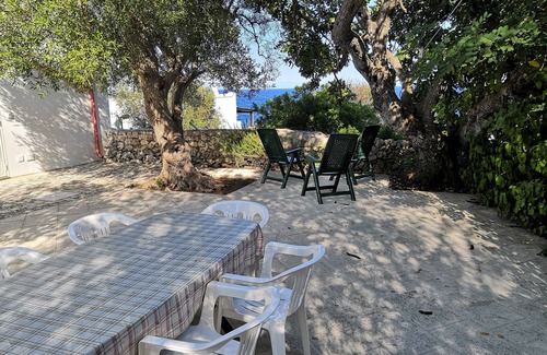Marina di Andrano House | House with garden just a stone's throw from the sea in Salento.