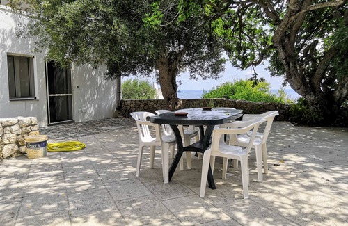 Marina di Andrano House | House with garden just a stone's throw from the sea in Salento.