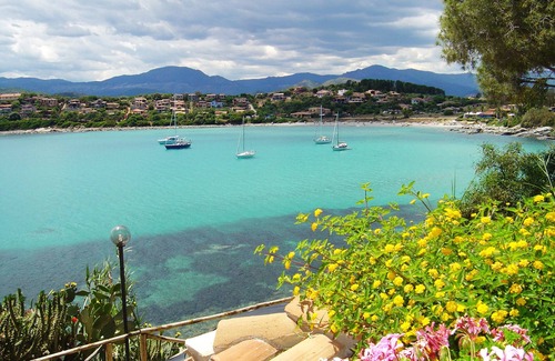 Arbatax House | House with garden and porch 100 meters from the sea, free and equipped beach