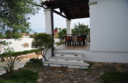 Arbatax House | House with garden and porch 100 meters from the sea, free and equipped beach