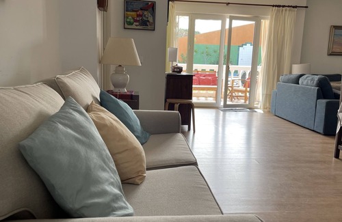 Punta Umbria Apartment | House with garden and pool a few steps from the sea