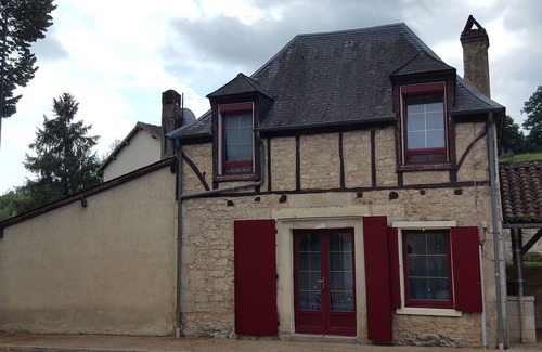 Azerat House | House with garden in Azerat