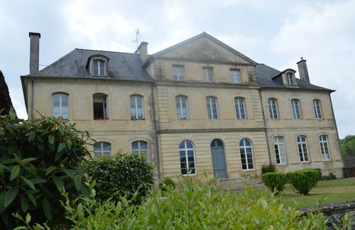 Azerat House | House with garden in Azerat