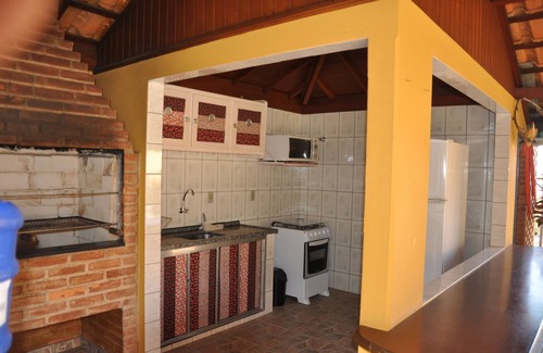 Brotas House | House with heated pool and retractable ceiling for lodging in Brotas.