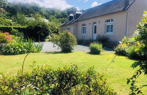 Ploubazlanec House | House with jacuzzi 200m from the beach pets welcome