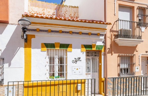 La Trinidad Cottage | House with patio and terrace next to the center of Malaga