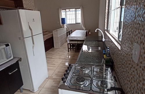 Jardim Carolina House | #House with pool and Wifi, quiet and family neighborhood !! Big and cozy !!