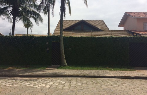 Peruibe House | House with pool in Peruibe 30 m from the beach