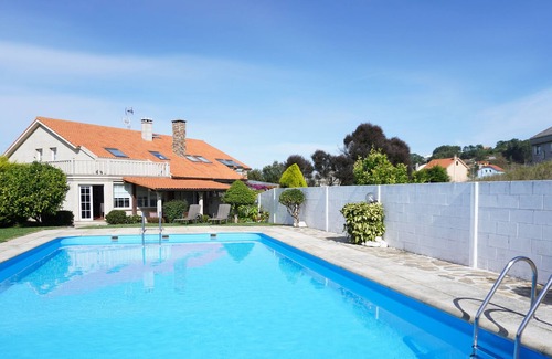 Arnados House | House with pool in Razo.