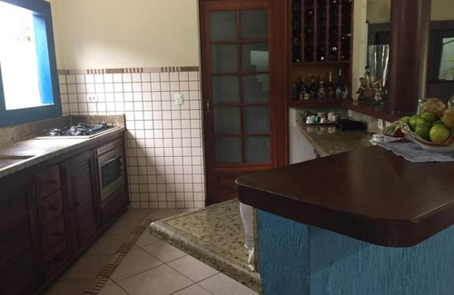 Pontal House | House with pool next to the historic center with 3 bedrooms, 1 suite.