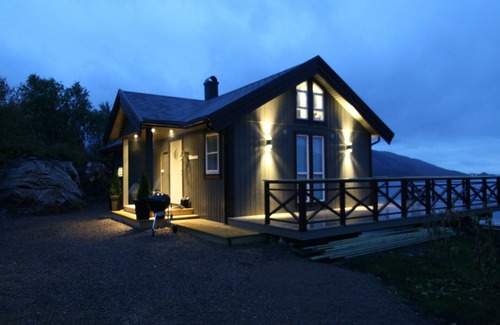 Sortland Cabin | House with stunning views !