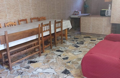 Villadesuso House | House with swimming pool next to the sea in Viladesuso