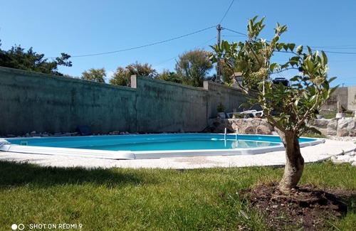 Villadesuso House | House with swimming pool next to the sea in Viladesuso