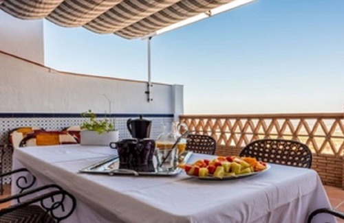 Guevejar House | HOUSE WITH SWIMMING POOL, VIEWS, WIFI, GAMES, LIVING ROOM WITH CHIMNEY