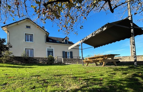 Asson House | House with swimming pool at the foot of the Pyrenees