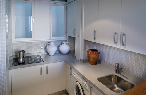 Feria House | House with terrace in the center of Seville with wifi, air conditioning and garage