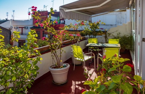 Feria House | House with terrace in the center of Seville with wifi, air conditioning and garage