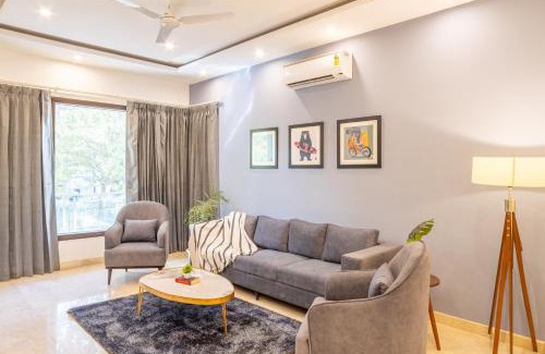 Gurugram Hotel | Housr Lotus Villas Sector 28 Gurgaon DLF Phase 4