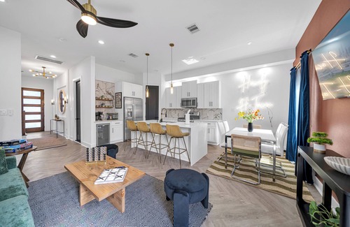 Southeast Houston House | Houston Getaway I Near NRG, Downtown, Airport