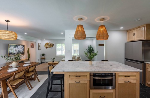 Spring Branch West Other | Houston Haven 5BR– Farmhouse Getaway w/Pool & Golf - City Center Memorial