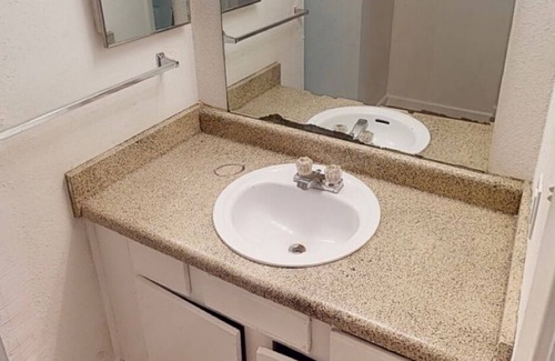 Southeast Houston Apartment | HOUSTON NICE 2 BEDROOM APARTMENT