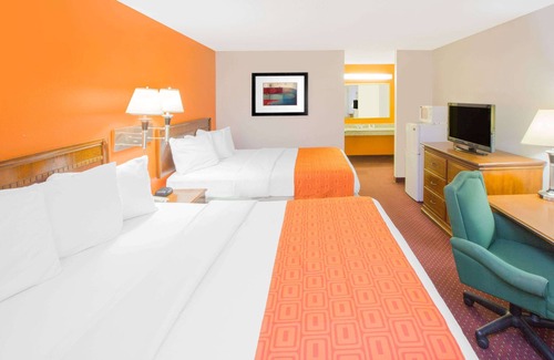 Dothan Hotel | Howard Johnson by Wyndham Dothan