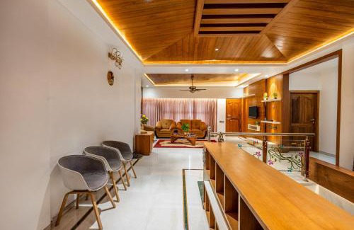 HSR Layout Apartment | HSR Penthouse Spacious 4-BHK Apartment with Living, Lounge Area, Study Room, Terrace & Balconies