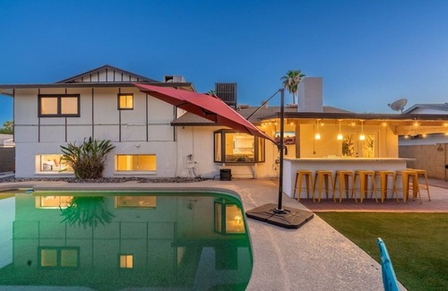 Park Scottsdale Townhouse House | Htd Pool, Hot Tub, FirePit, Concierge, N Old Town